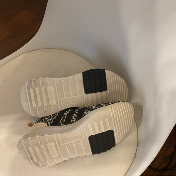 adidas - Picture 3 of 4